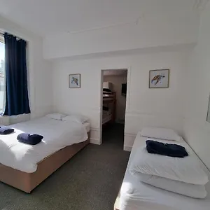 https://the-lodge.bournemouth-hotels.org